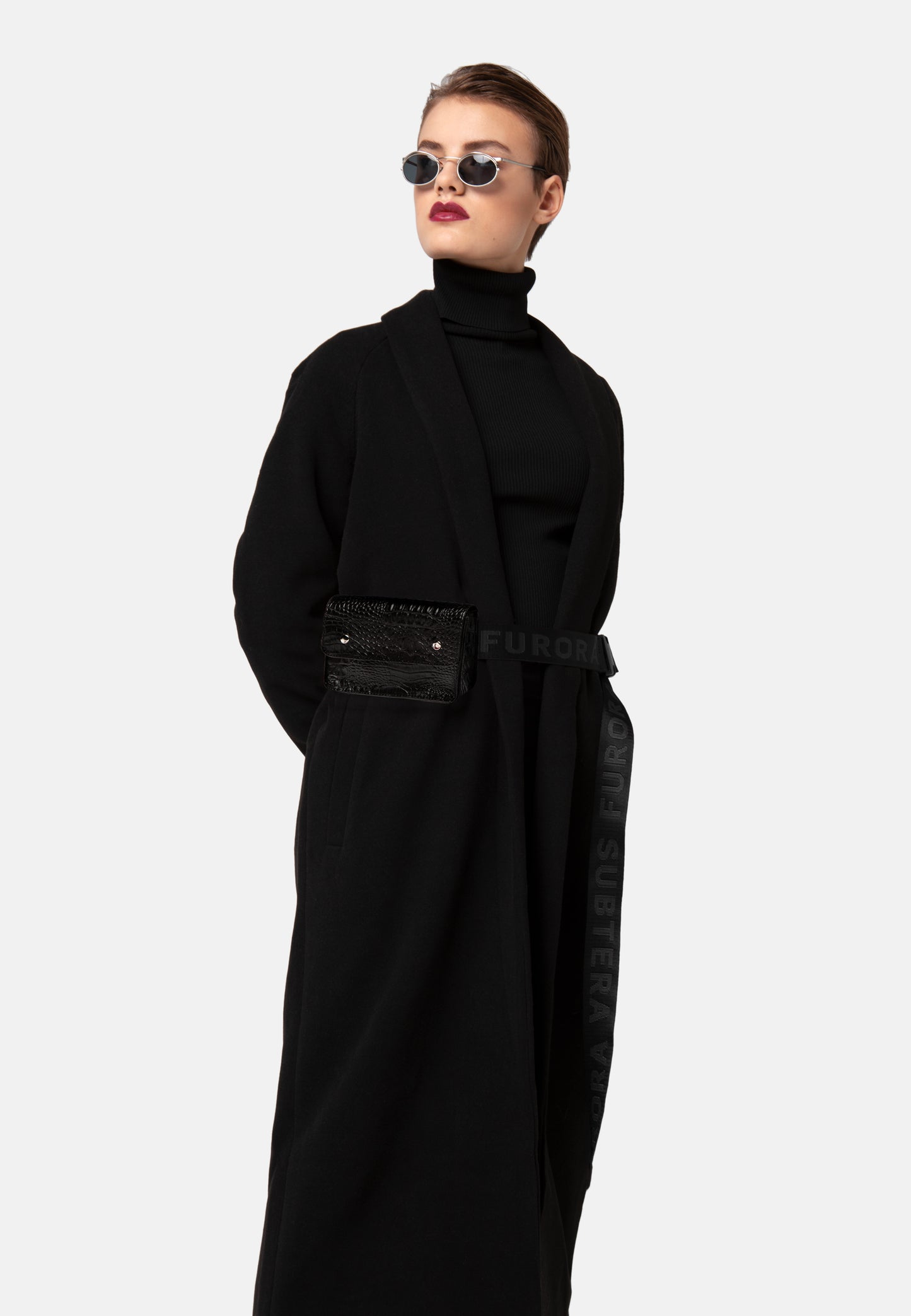 LEATHER CROCO BAG WITH BLACK FURORA BELT