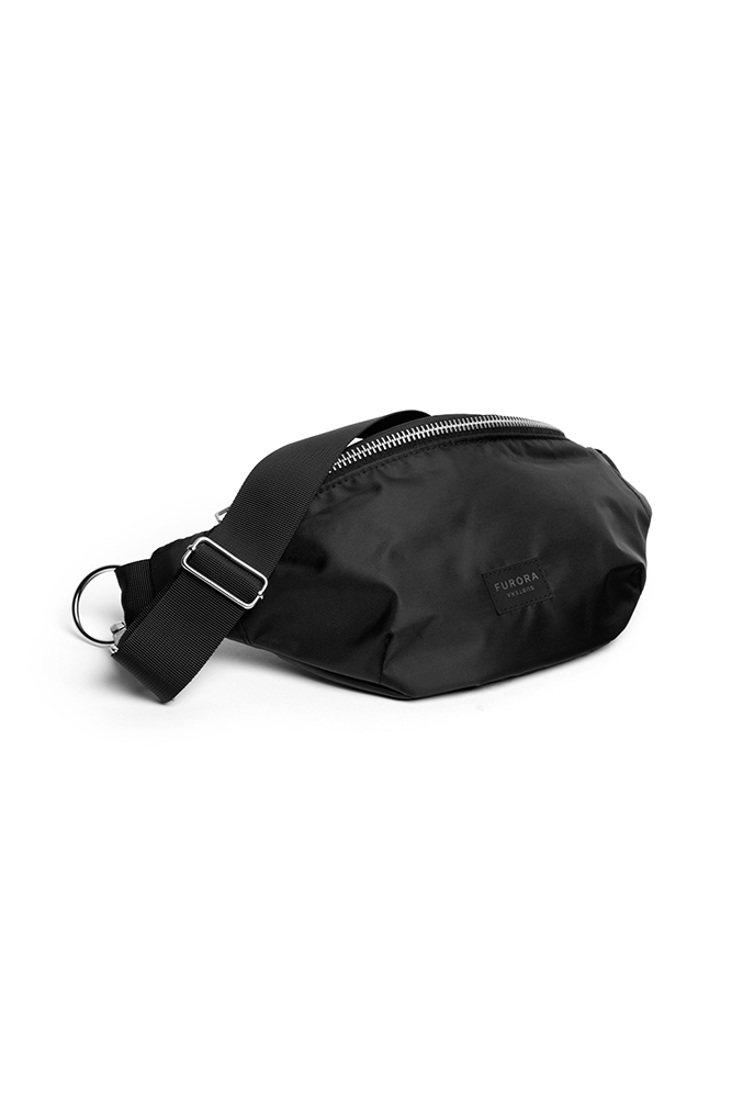 BLACK CHAIN BUM BAG