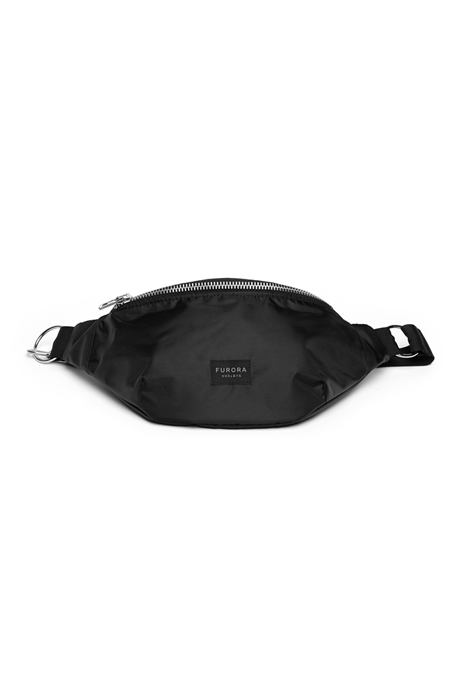 BLACK CHAIN BUM BAG