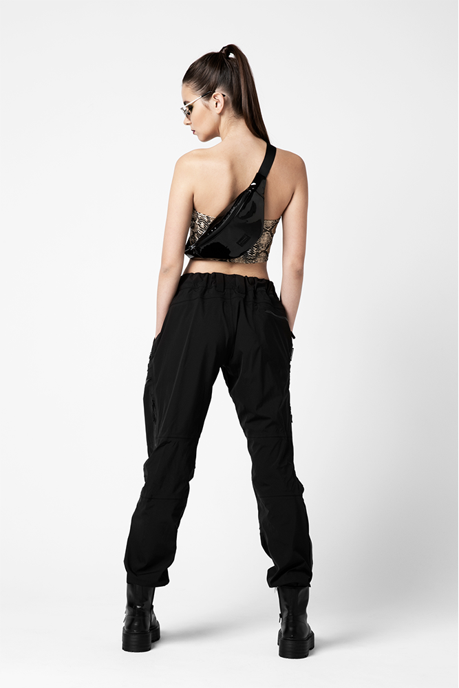 BLACK VINYL BUM BAG