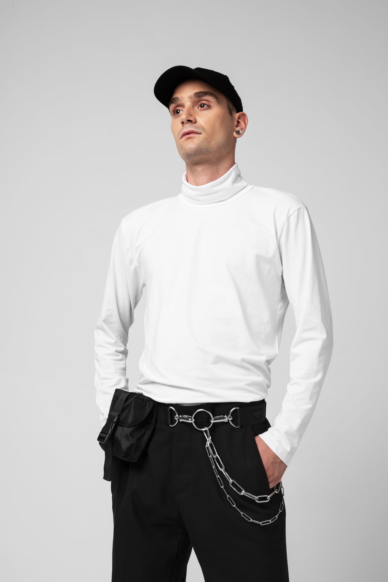 CHAIN BELT BAG